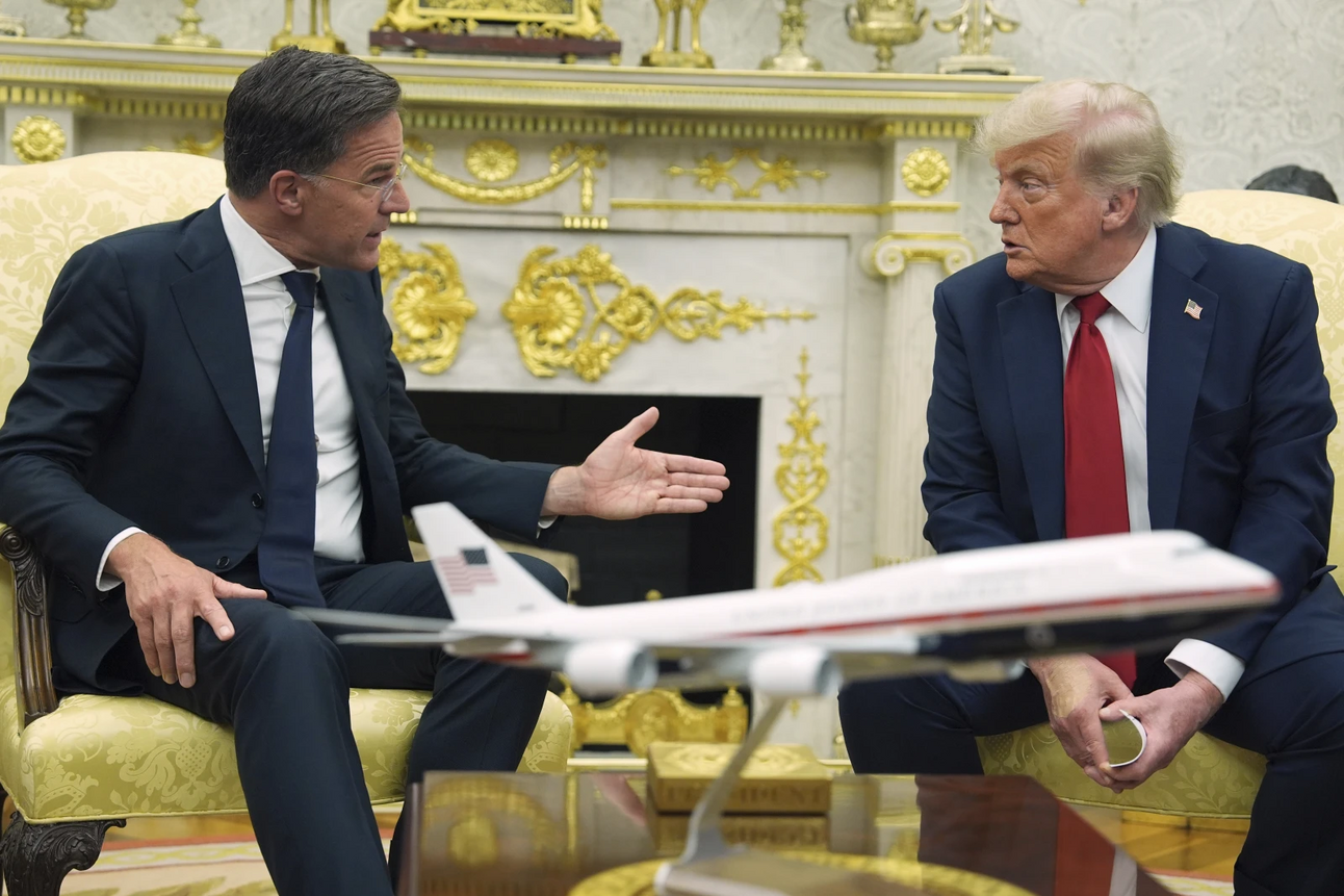 Trump To Putin: Accept Ceasefire Or Harsh Tariffs