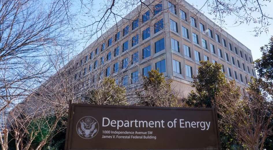 US offers nuclear energy companies access to weapons-grade plutonium