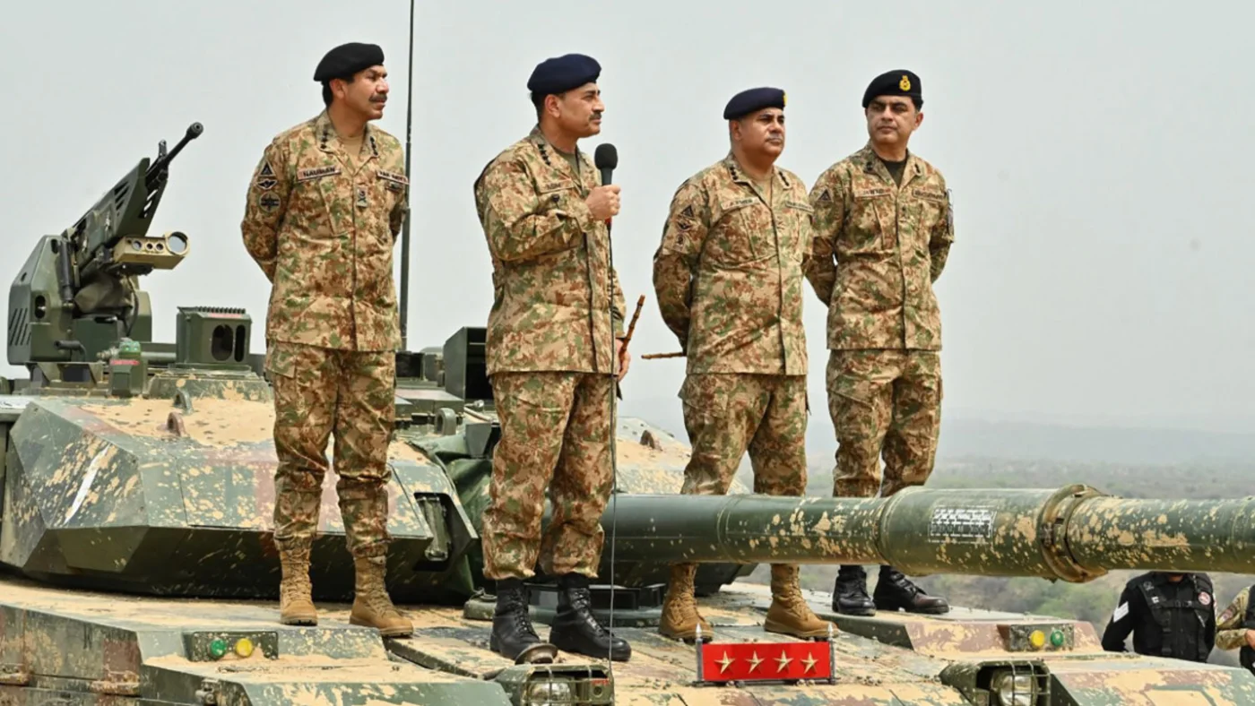 Pakistan To Sell $4 Billion In Arms To Libyan Forces