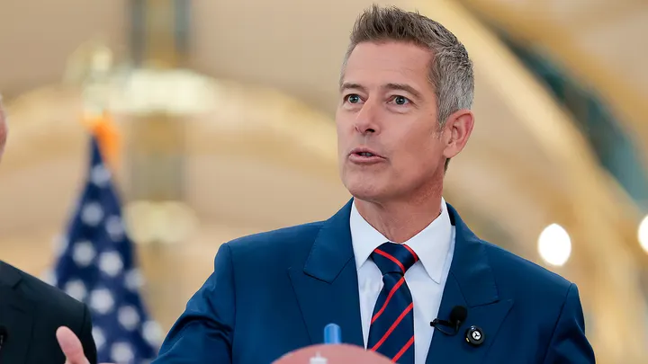 California Delays Revoking 17,000 CDL’s Linked To Migrant Truckers